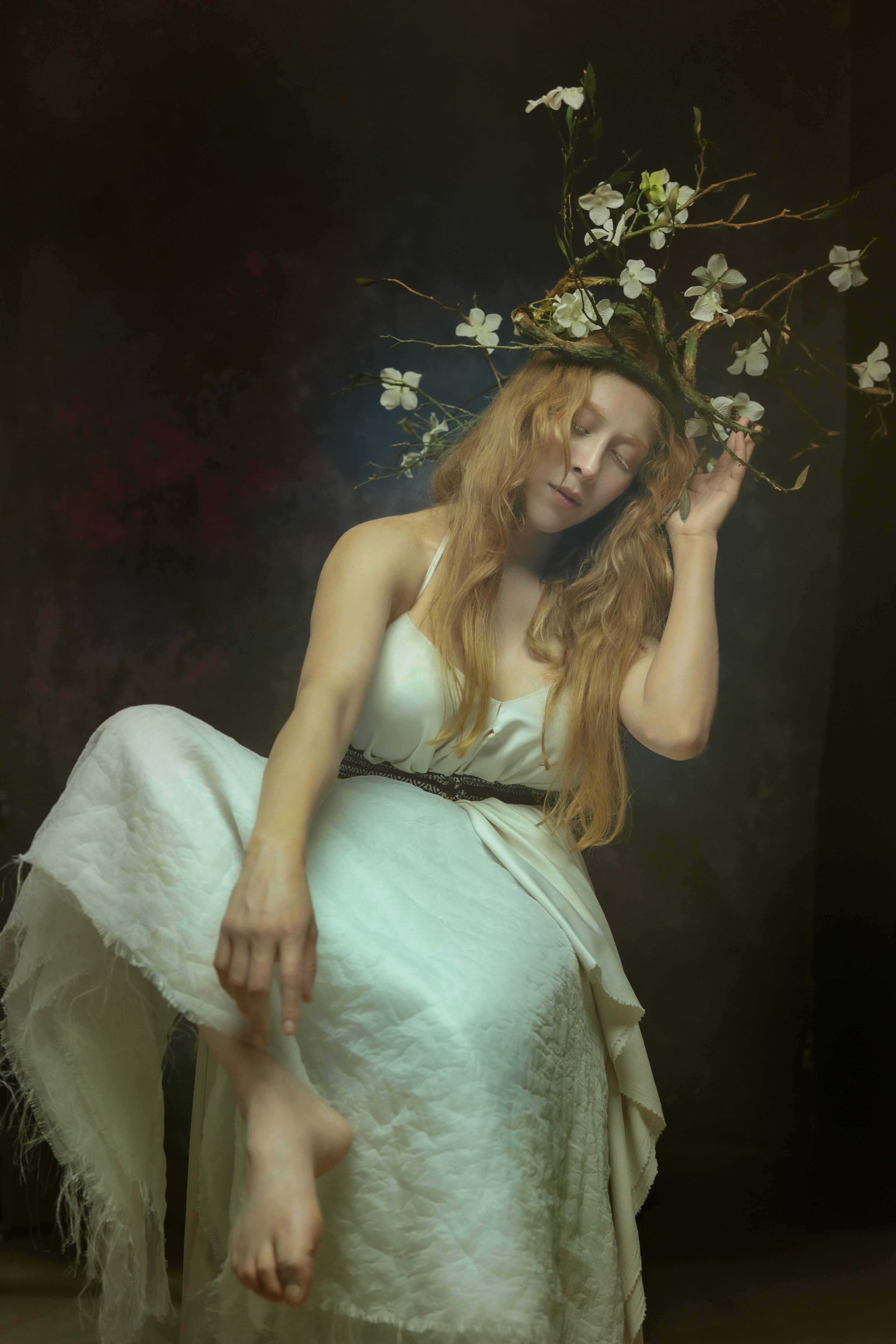 《雪线尽头的灯塔》海报